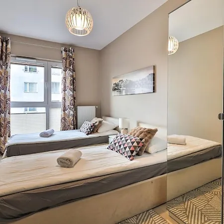 Grochowska 207 Rondo Wiatraczna By Perfectapart *